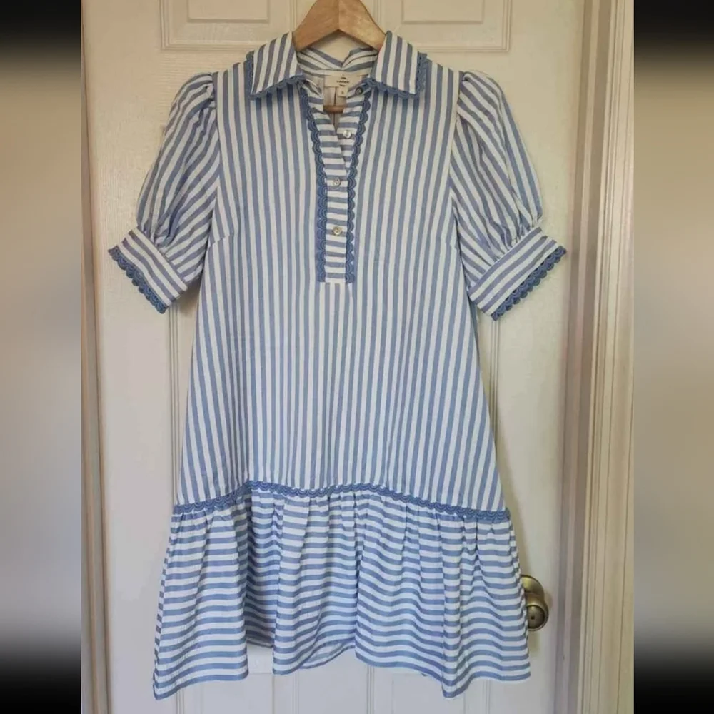 NWOT entro Blue and White Striped Puff-Sleeve Tiered Dress NWOT - Picture 2 of 6